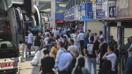 Download Video: İstanbul’dan çıkış yok! Dün 800 TL olan bilet bugün 1000 TL