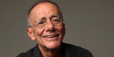 Roberto Vecchioni in Figlio figlio figlio