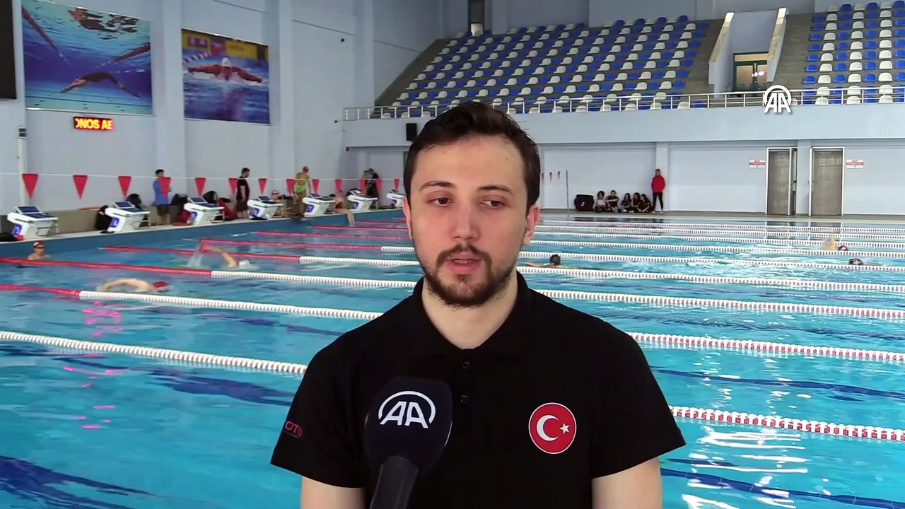 ÇORUM - Dünya şampiyonu paletli yüzmeci, Avrupa Şampiyonası'nda madalya peşinde