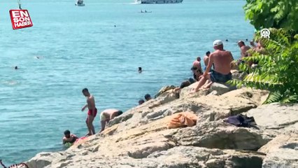 Bayram tatilini İstanbul'da geçirenler sahil, park ve bahçelere akın etti