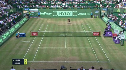 Halle - Bublik bat Andrey Rublev et s'offre le plus beau titre de sa carrière