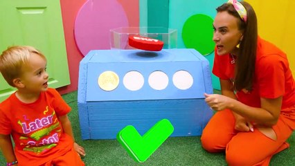 كريس وأمي داخل تحدي المكعب السحري