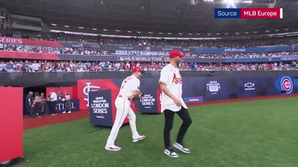 Ashes rivals Anderson and Lyon throw first pitch at MLB London Series