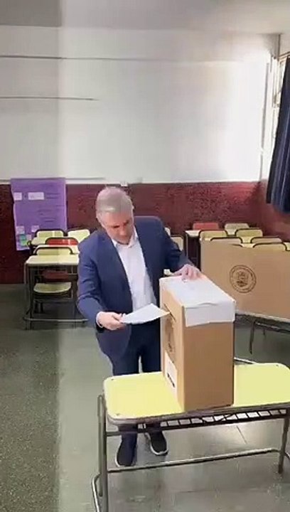 Votó Martín Llaryora