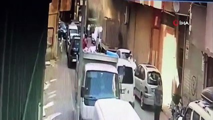 Pendik'te Oto Tamirhanesinde Yangın: 7 Yaralı