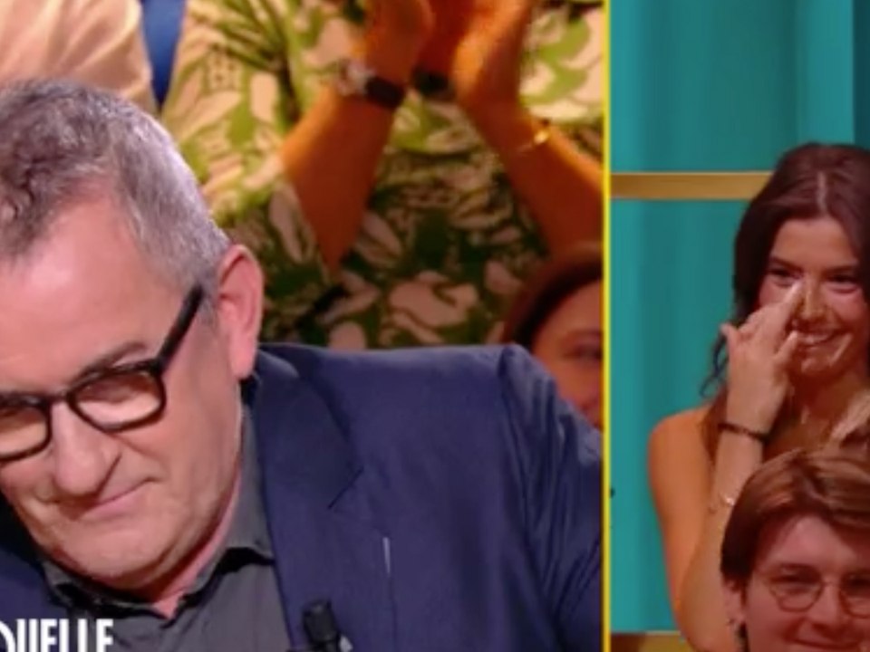 “Pardon ?” : Christophe Dechavanne papa poule, il recadre un homme dans le public assis à côté de sa fille