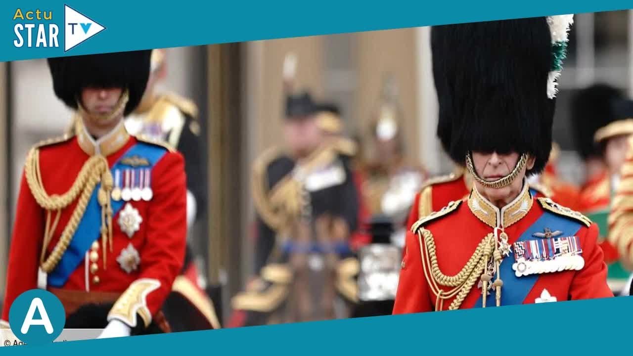 Charles III et William : leurs séduisants écuyers font fondre les fans…