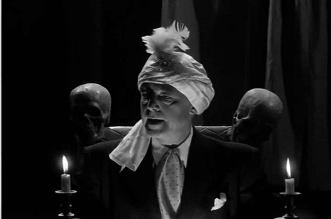 La Nuit des revenants Bande-annonce (EN)