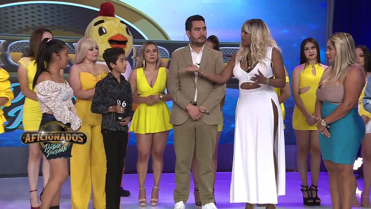 Priscilla hace macumba en pleno programa