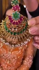 Bindia and earing