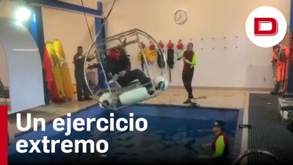 'Dunker', el peculiar ejercicio que pone al límite a los pilotos del Ejército