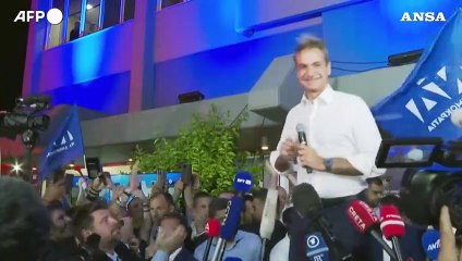 Mitsotakis trionfa in Grecia, ha la maggioranza assoluta