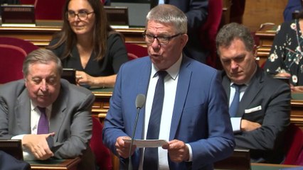 Hijab dans le sport : « L’Etat doit mettre fin à cette spirale communautaire » pour Michel Savin