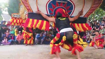 Reog Singo Mudho Manggolo Pembarong dari Golan Dalam Rangka Bersih Desa Glonggong