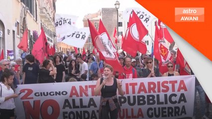 Polis Turki: Tahan 50 individu sertai perarakan LGBT di Istanbul