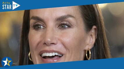 Letizia d'Espagne en total look blanc et dentelle discrète : regards tendres pour son roi Felipe