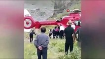 Hakkari'de attan düşen vatandaş ambulans helikopterle kurtarıldı