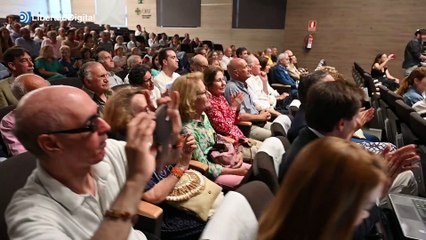 Jiménez Losantos recibe una ovación al entrar en el Aula Magna de la Universidad San Pablo CEU