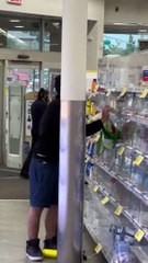 Il braque un magasin de téléphone en plein jour avec un chalumeau