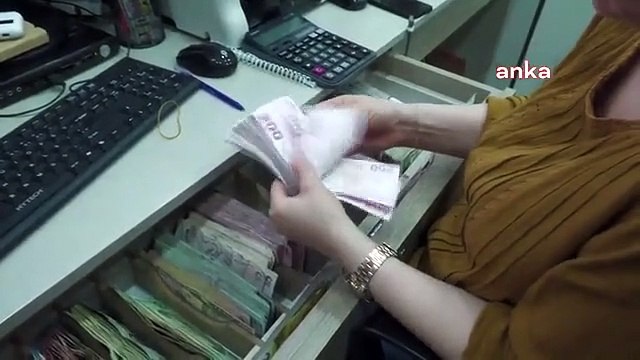 Dövizdeki Tırmanış Sürüyor: Dolar 25,82 Liraya, Euro 28 Liranın Üzerine Çıktı