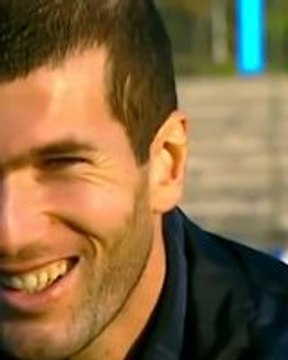 Retour en images sur les dates clés de la carrière de Zizou !