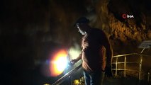 La grotte, inscrite sur la liste du patrimoine culturel de l'UNESCO, attire l'attention avec ses stalactites d'oignon.