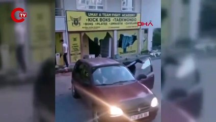 Kız öğrencisini tacizle suçlanan taekwondo hocası darbedildi, o anlar kamerada