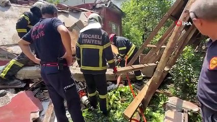 Kocaeli'de metruk ev çöktü: 2 kişi hayatını kaybetti