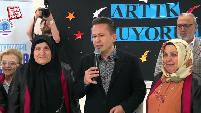 Tuzla Belediyesi 65 yaş üstü vatandaşlara kep atma heyecanı yaşattı