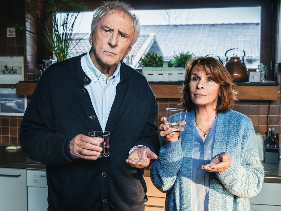 'Weißt du noch': Trailer zur Liebeskomödie mit Senta Berger
