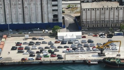 Haydarpaşa’da sıfır otomobillerin teslimi için çadır kuruldu