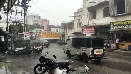 Télécharger la video: Monsoon In Rajasthan : हाड़ौती पर मानसून मेहरबान, कोटा जिले में बीते 48 घंटों में 6 इंच से ज्यादा बारिश