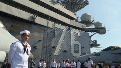 Tải video: USS Ronald Reagan aircraft carrier conducts port call in Vietnam