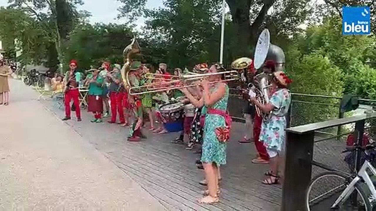 France Bleu Drôme Ardèche fête ses 40 ans avec la Pekno Parade