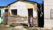 MULHER DE JURIPIRANGA PEDE AJUDA PARA REFORMAR CASA QUE ESTÁ CAINDO