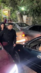 درة وزوجها وسيد رجب ودارين حداد في عزاء والد أروى جودة
