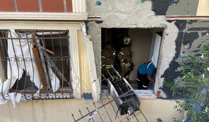 Çekmeköy'de 4 katlı binanın bodrum katında doğalgaz patlaması meydana geldi