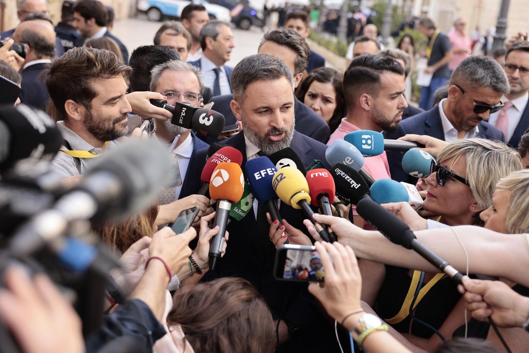 Abascal ve "un buen paso" la carta de Guardiola: "Vox y PP estamos obligados a entendernos"