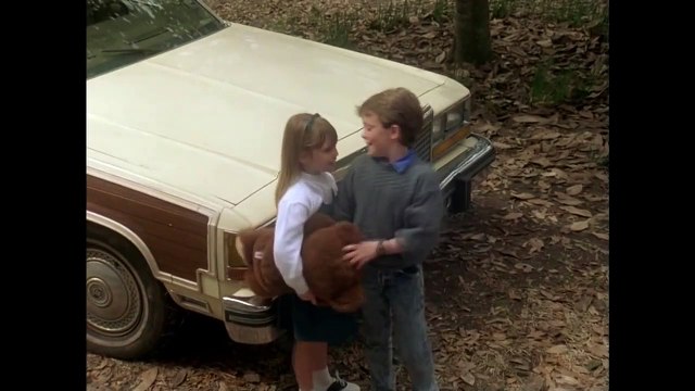 Au-delà des Ténèbres Bande-annonce (DE)