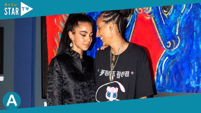 Roxane Depardieu amoureuse de sa compagne Elia, la fille de Gérard Depardieu rayonne devant sa célèb