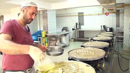 Bingöl'de Tatlıcıların Bayram Mesaisi