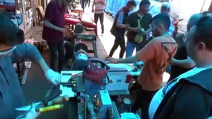 Kars'ta Bıçaklar Kurbanlıklar İçin Bileniyor