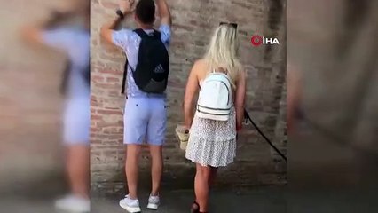 À la recherche des touristes qui ont donné un nom au Colisée en Italie