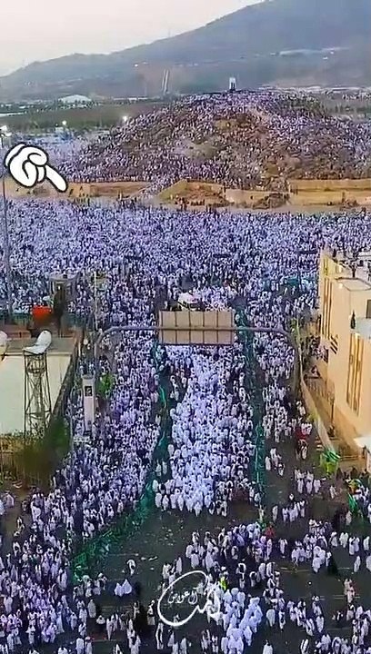 Lakhs of People gathered at Maidan e Arafat. #shorts #status#hajj2022 #hajj2023 #trending #fyp #allah #viral #amin