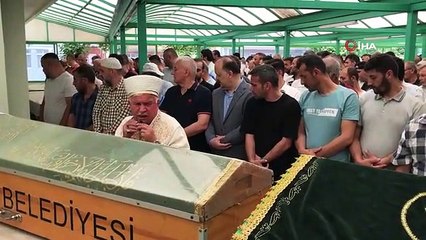 Metruk evdeki göçükte ölen 15 yaşındaki Ömer Faruk son yolculuğuna uğurlandı