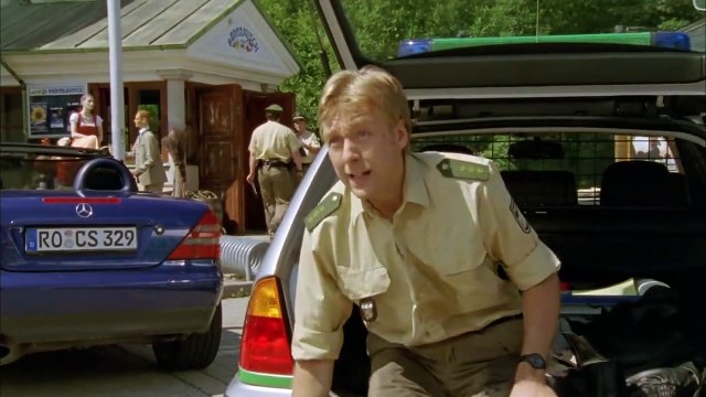 Die Rosenheim-Cops (196) Staffel 10 Folge 12 - Mord im Bergrausch