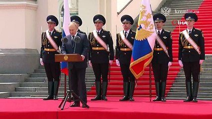 Poutine： "Nous n'avions pas besoin de retirer nos troupes d'Ukraine pour réprimer la rébellion"