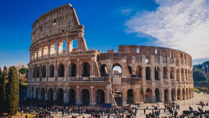 Internet Ataca Al Turista Que Escribió Su Nombre En El Coliseo Romano