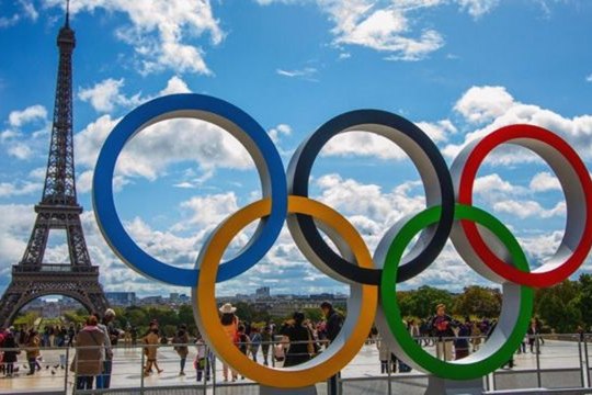 اللجنة المنظمة لأولمبياد باريس 2024 تتجه لمنع المشروبات الكحولية في المدرجات