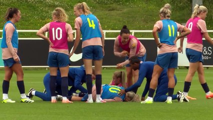 England's Alex Greenwood suffers training injury